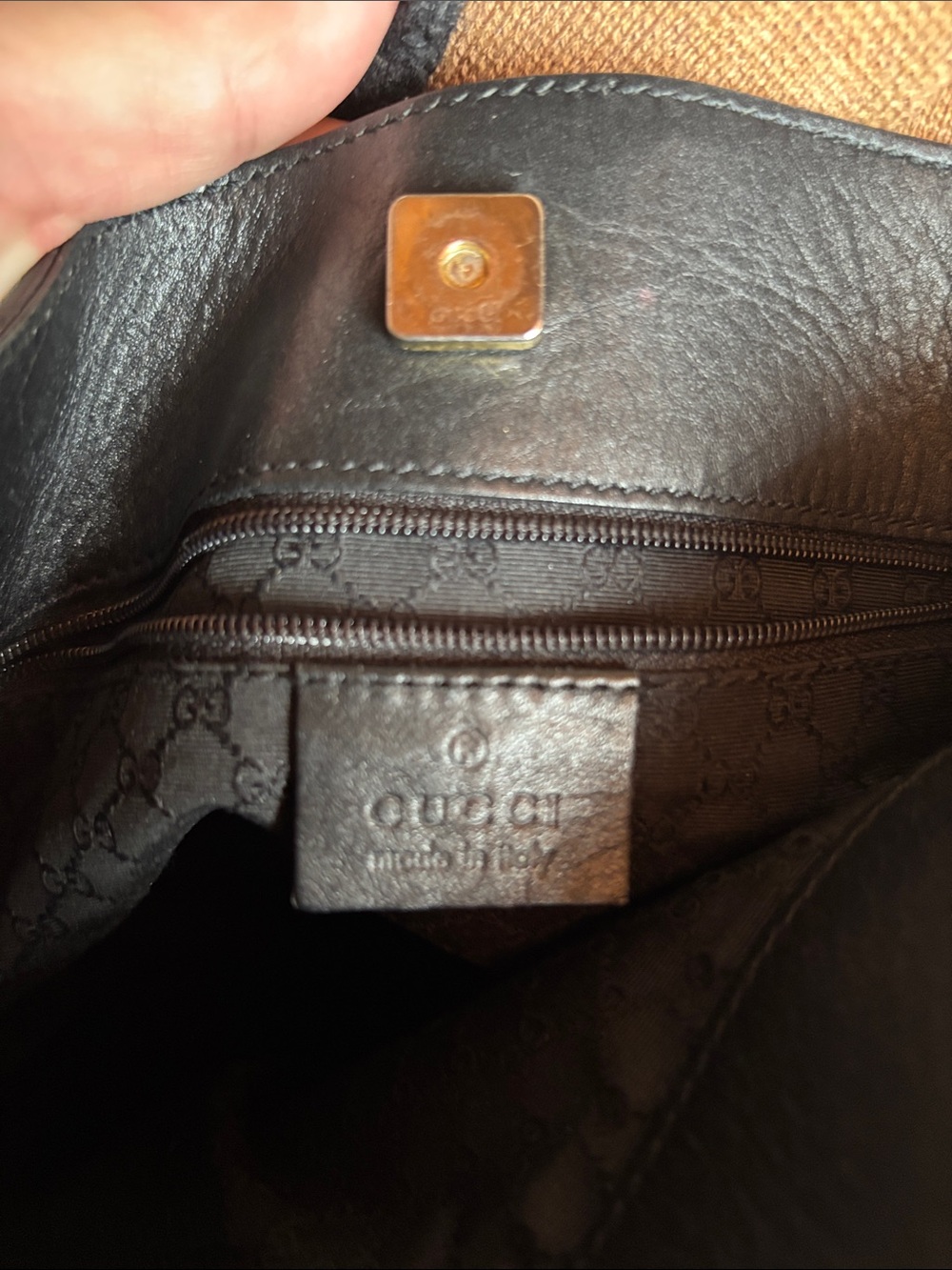GUCCI Vintage Leather Crossbody Messenger Bag - Black - Picture 4 of 4